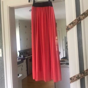 Maxi skirt